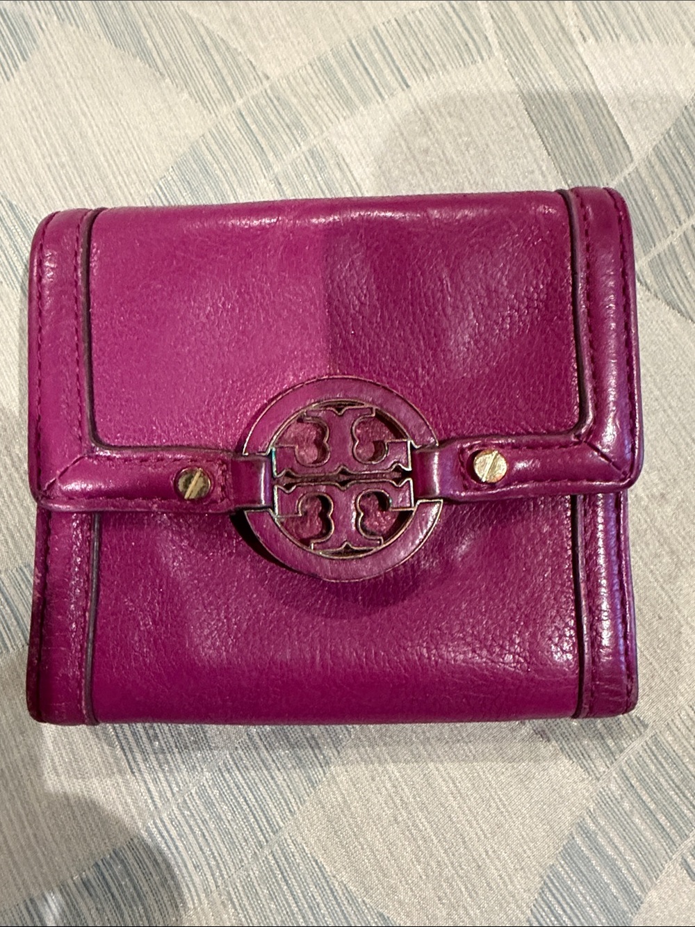 Tory Burch Fuchsia Leather Logo-Emblem Wallet